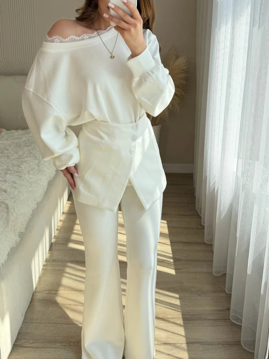 Elegant Cozy Suit
